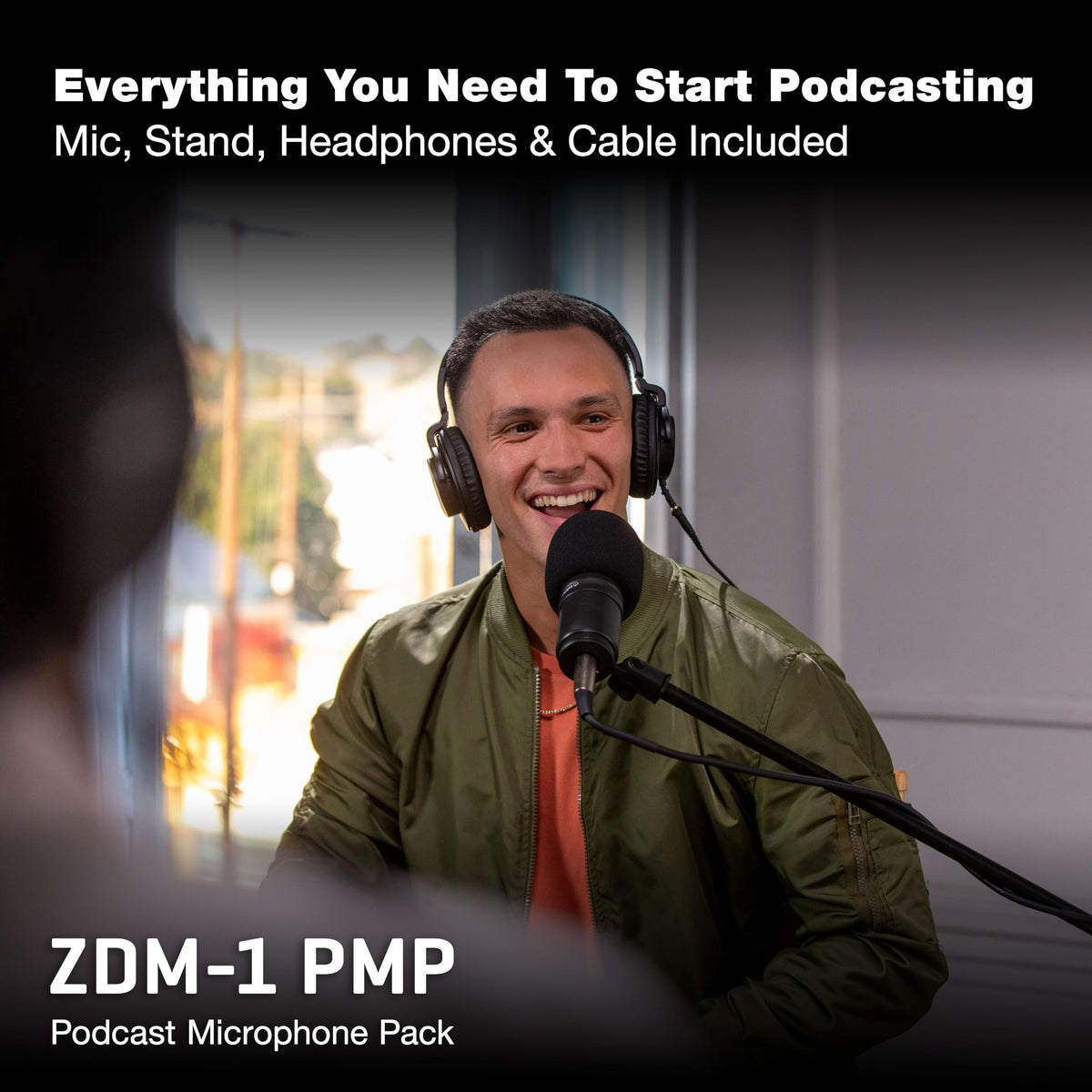 Dynamic Mic & Headphones Pack P21268